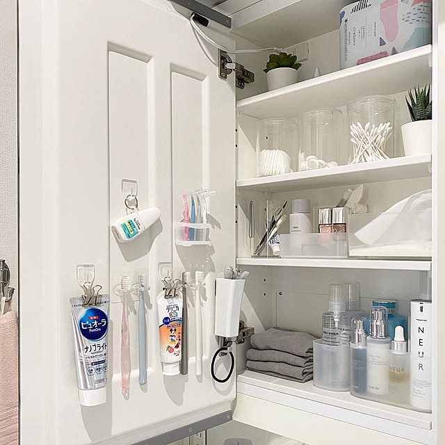 洗面所の収納力を上げる！鏡裏の収納アイデア - WEBマガジン - リフォーム・リノベーションのフレッシュハウス