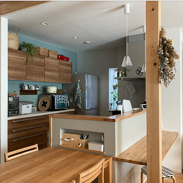 キッチンインテリアとなりのヘーベリアン旭化成リフォーム株式会社