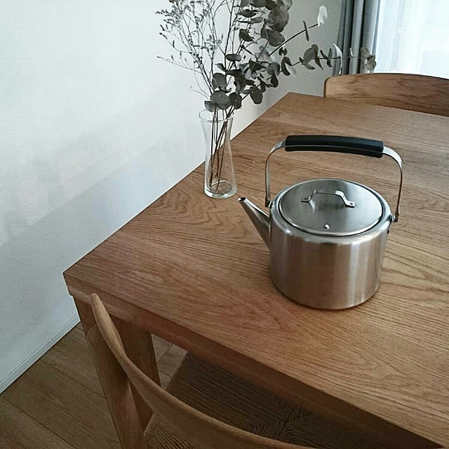 丁寧で気持ちのいい空間に。ACTUSで叶えるシンプルで美しい暮らしRoomClip mag暮らしとインテリアのwebマガジン