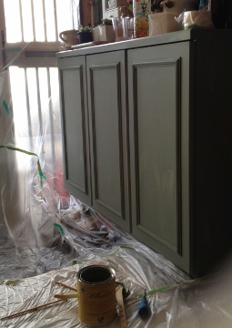 玄関DIY 賃貸の古い下駄箱をおしゃれにリメイク！扉改装編 - Chocori's DIY