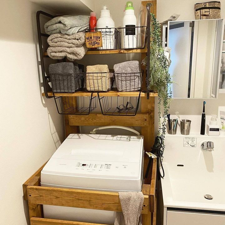 タオルはたたまない！「無印良品」のバスケットで洗面所のズボラ収納が完成 - 片づけ収納ドットコム