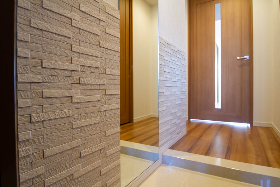 玄関のエコカラット実例集！貼り方だけでもイメージが変わります！スタッフブログ新築マンションオプションとリフォームのRe:Mansion