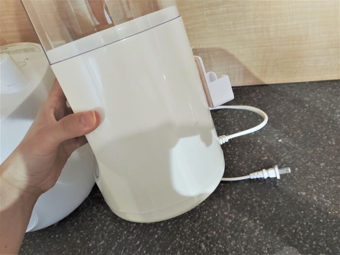 コンセント問題を気持ち良く解決！セリア コンセントプラグホルダーサンキュ！STYLE