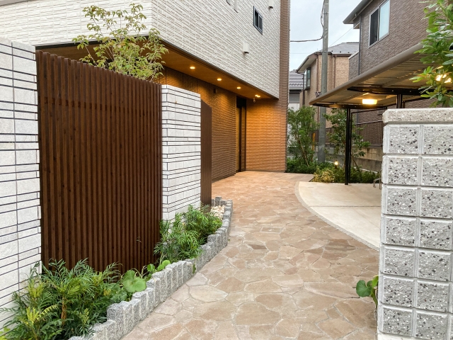 ガーデンＦのアプローチデザイン特集長野市近隣の外構工事は実例豊富なガーデンファクトリーにお任せください