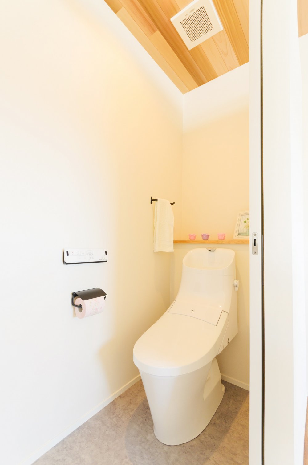 FE76580 壁紙 木目調 オーク柄 リアル ナチュラル 補修 天井 おしゃれ 壁紙貼り替え リフォーム のりなし サンゲツ ファイン