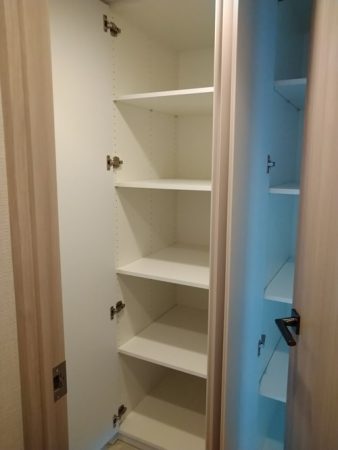 マンションの廊下収納・リビング収納のアイデア - イエミカプランニング 整理収納アドバイザー新井友紀子