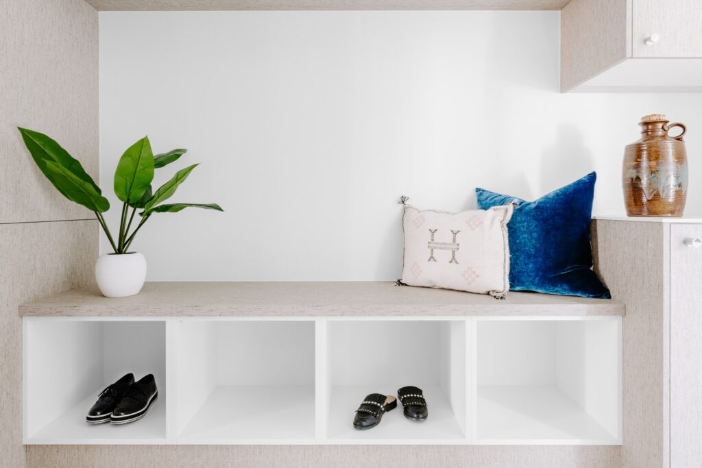 11 件の「カラーボックスでベッド」や「カラーボックス」のアイデアを見つけましょうインテリア 収納、手作りベッド、ベッド の 作り方 など