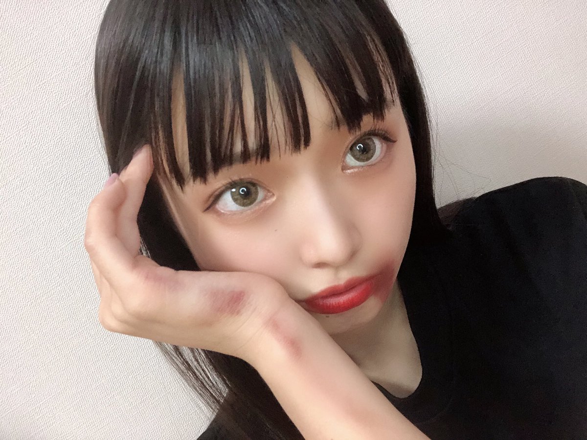 フライデーで初のグラビア撮影📸11/4から発売です詳しくはインスタみてね🤫 | TikTok