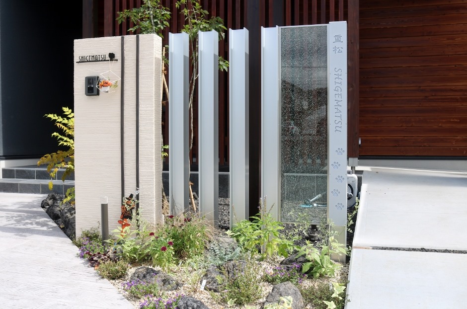 ヴィンテージタイル門柱完成しました！ – 一宮市・稲沢市のエクステリア外構のことなら、コンクリートのプロ・坂井工業所