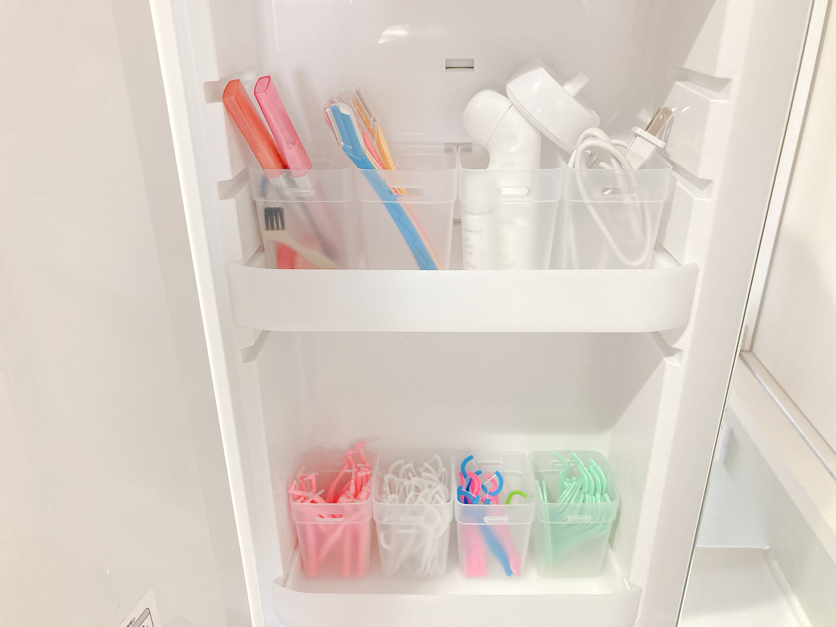 セリア・穴あきバスケット 使用例.9 クローゼットの「靴下入れ」に！ 2022 05 16 19:30 サイゾーウーマン 3ページ目