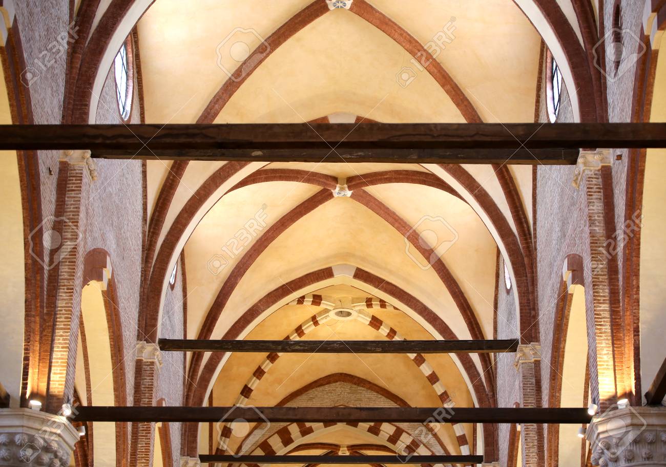 DIY10-① 壁の装飾 アーチの制作Traditional Apartment香川県高松市のゲストハウス