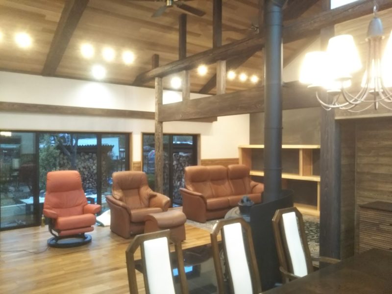 梁見せ天井の魅力山梨の住宅・新築なら工務店のハウジング建都