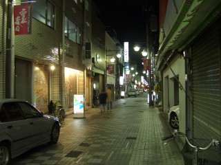 たき通り ニュー銀座街（山梨県甲府市の横丁 飲食街） |