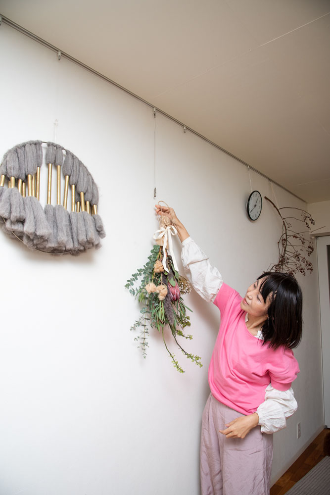 ドライフラワー 吊るしアレンジメント 幻想的♡ 天井を飾るドライフラワーアレンジ40代
