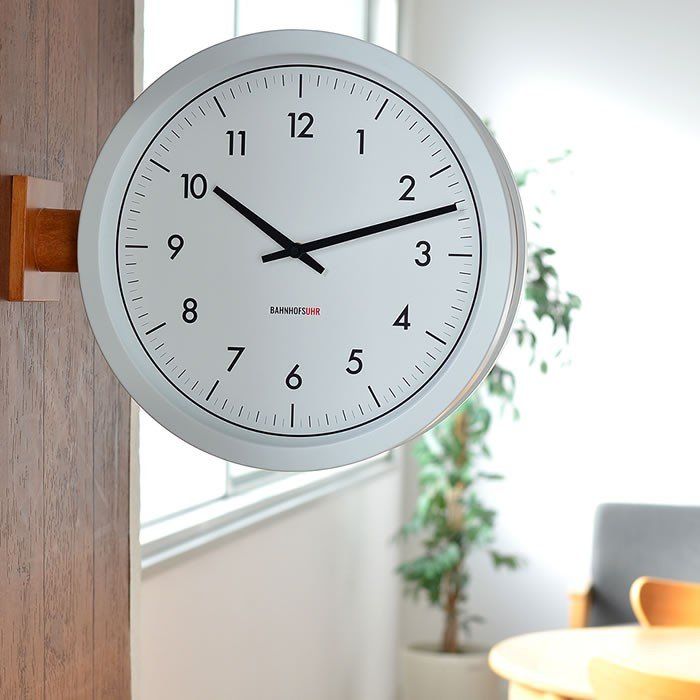 楽天市場 掛け時計 マッカーティ CL-3276 インターフォルム壁掛け時計 壁付け ダブルフェイス 両面時計 雑貨 リビング ダイニング オフィスおしゃれ かわいい アナログ 木調 デザイン インテリア時計 北欧 シンプル 新築祝い 誕生日プレゼント ギフト 結婚祝い 実用的