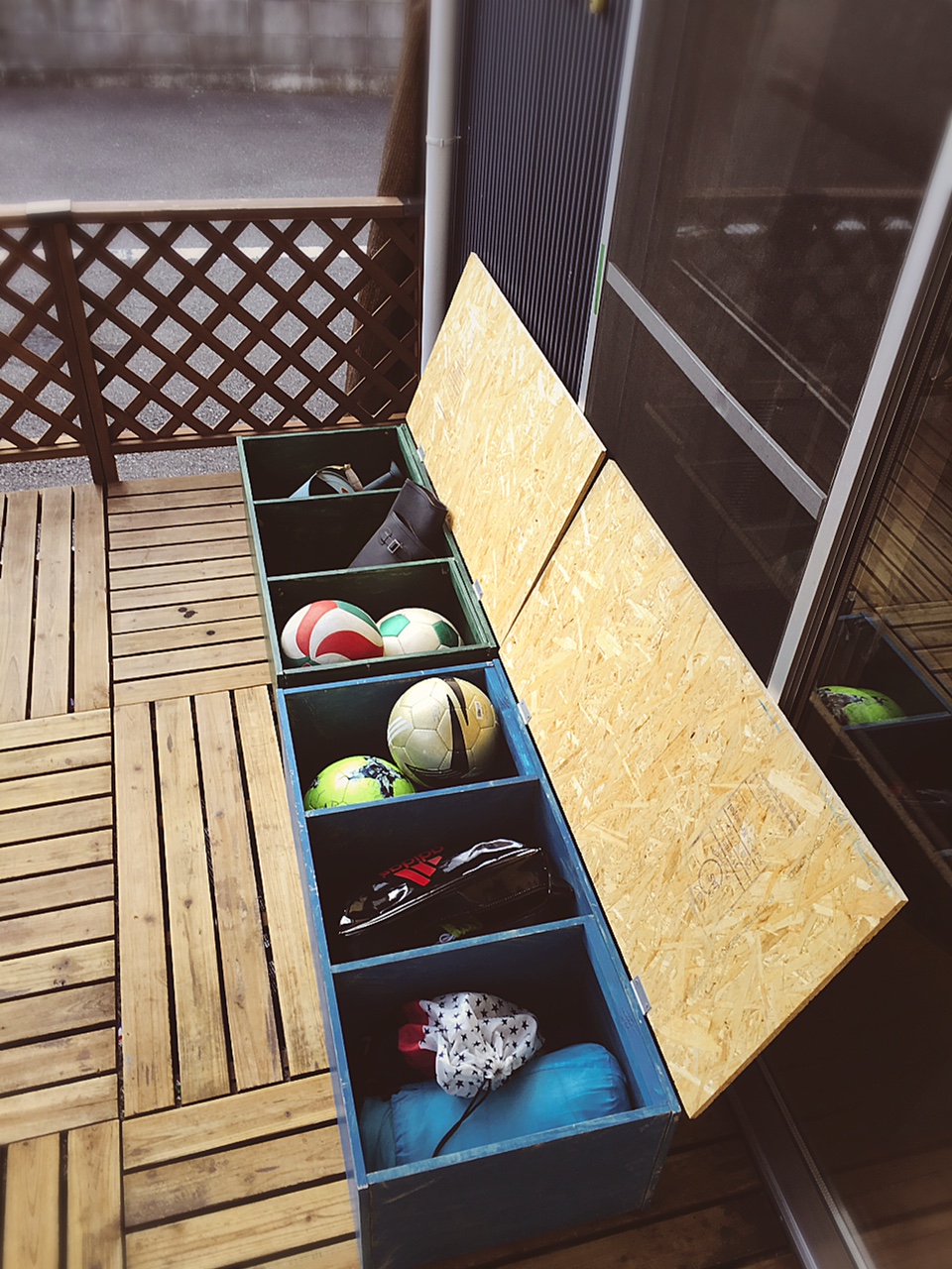 カラーボックスリメイク⑤子供部屋の収納できるクッションベンチ 小野家高知のみんなのDIY