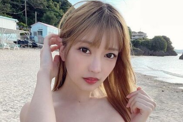 エロ漫画】ネットアイドルが身バレして脅迫される妄想に先走るボッチな爆乳JKが主導権を握ろうと勘違いして逆レイプ！ | エロ漫画・エロ同人誌｜俺のエロ本