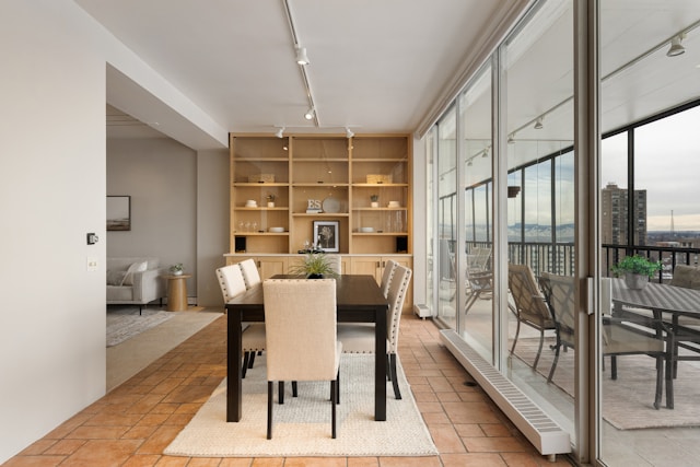 ウッドデッキをご検討中の方必見！デザイナーからのご提案で理想のおしゃれアウトドアリビングに変身 藤沢市 マンションルーフバルコニー ウッドデッキ-ガーデンハーツ株式会社横浜のウッドデッキ専門施工会社