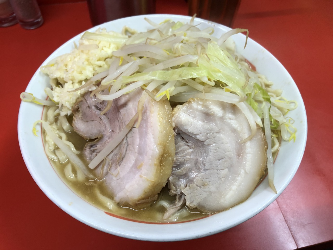 二郎全店舗制覇の男に聞く『初心者にオススメのラーメン二郎』ベスト３とは？ – SUSURU WEB.