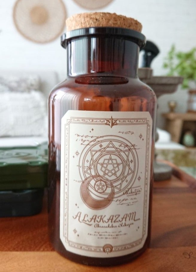 セリア キャンドルスタンドをアイアンペイントでアンティーク風にリメイクココロ*にうるおいがある暮らしづくり