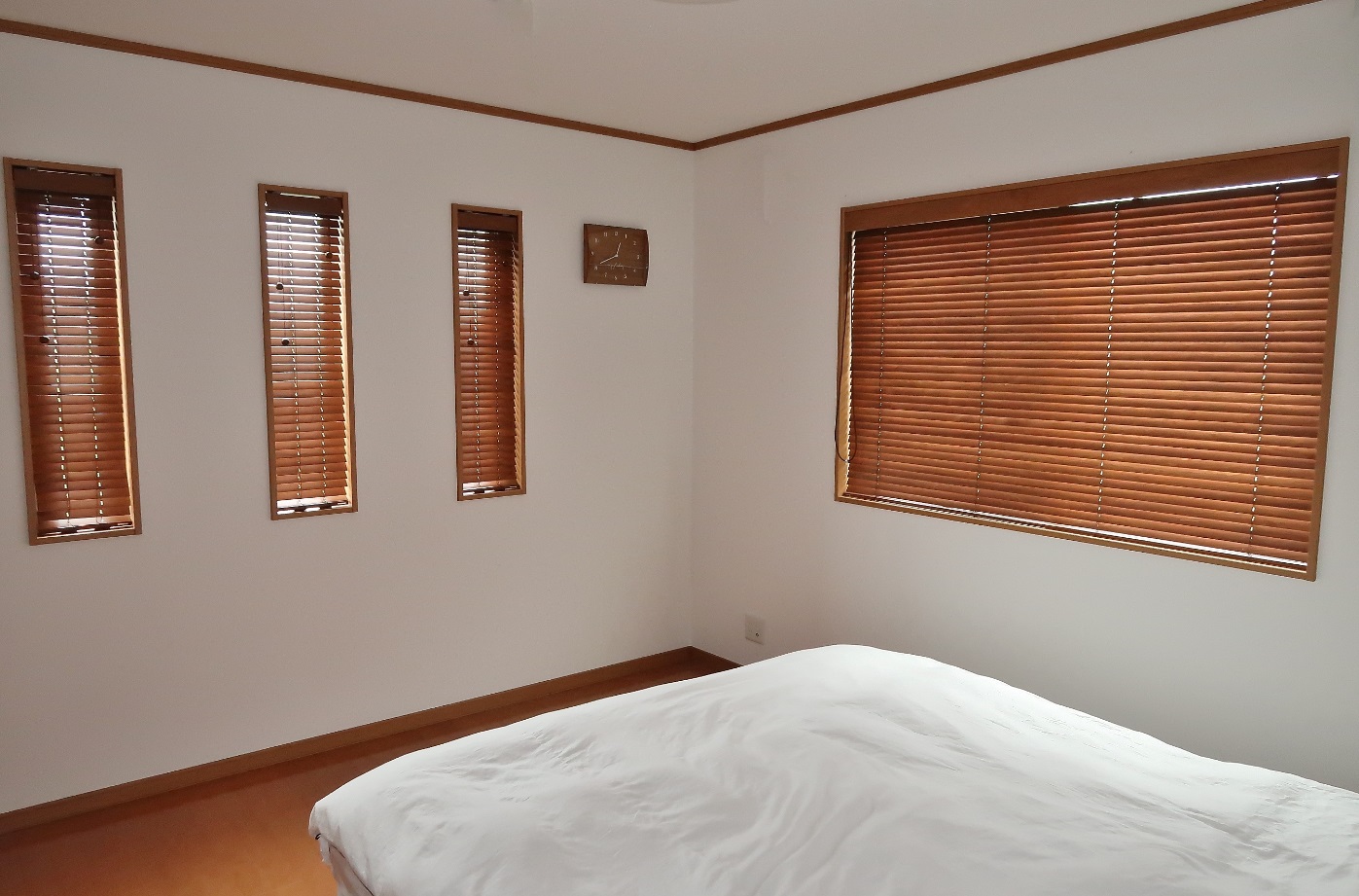 ブラインドで窓まわりをおしゃれに！ブラインドの種類＆おすすめ商品COLUMN 建材・建築コラム SumaiRing すまいりんぐ