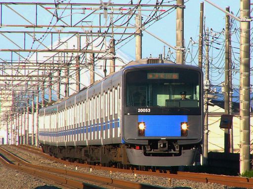 本川越駅の2F出口にそれとなく貼り出されてる昔の狭山市駅と新狭山駅の写真。 - ちかば魅力研究所 埼玉県狭山市支部 |