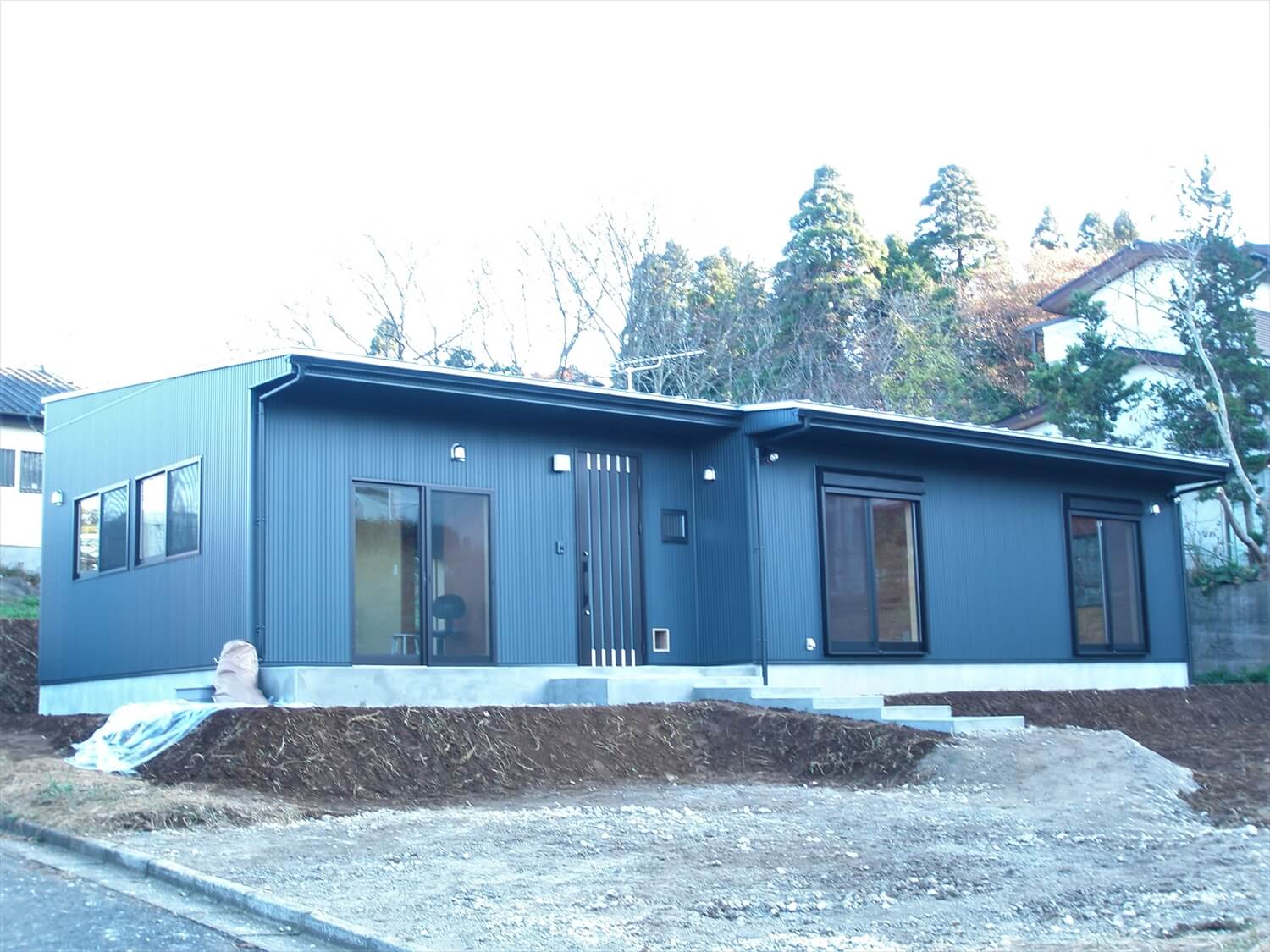 ローコストの平屋は300万円で建てられるか解説！小さな家の間取りや価格も紹介 - ハウスメーカー大学