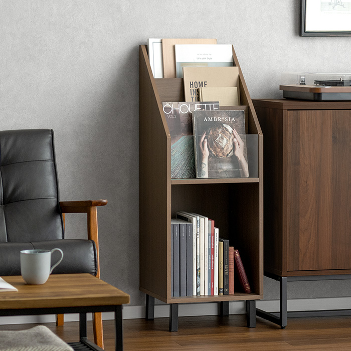 本をインテリアのひとつに。リビングでおしゃれに本棚を置く3つのコツ