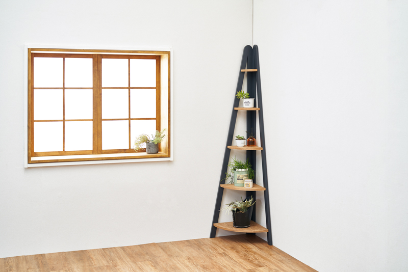 コーナーインテリア特集 ～部屋の角・デッドスペースを活用しておしゃれな空間に～a.flat 風が運ぶ、自然の贈りもの -目黒通り・新宿・大阪梅田 グランフロント北館