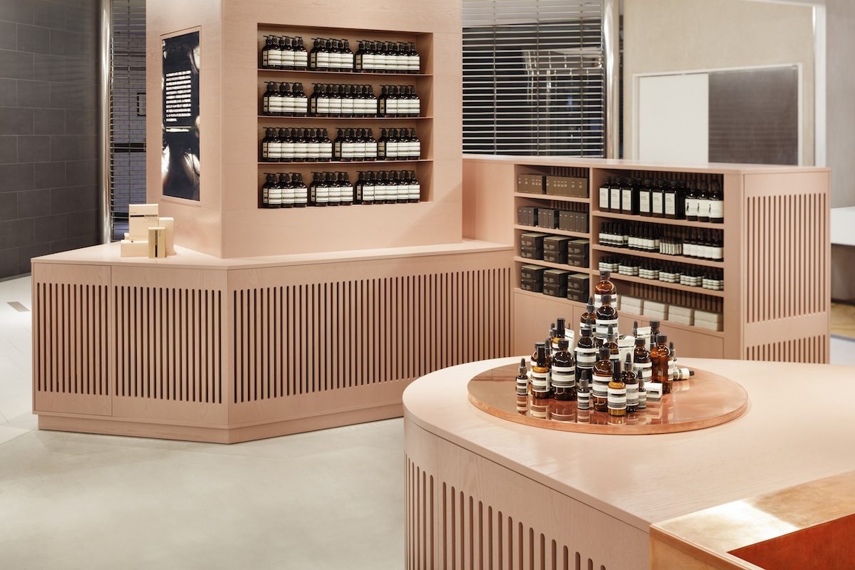 イソップ GINZA SIX店鈴野 浩一トラフ建築設計事務所titelタイテル