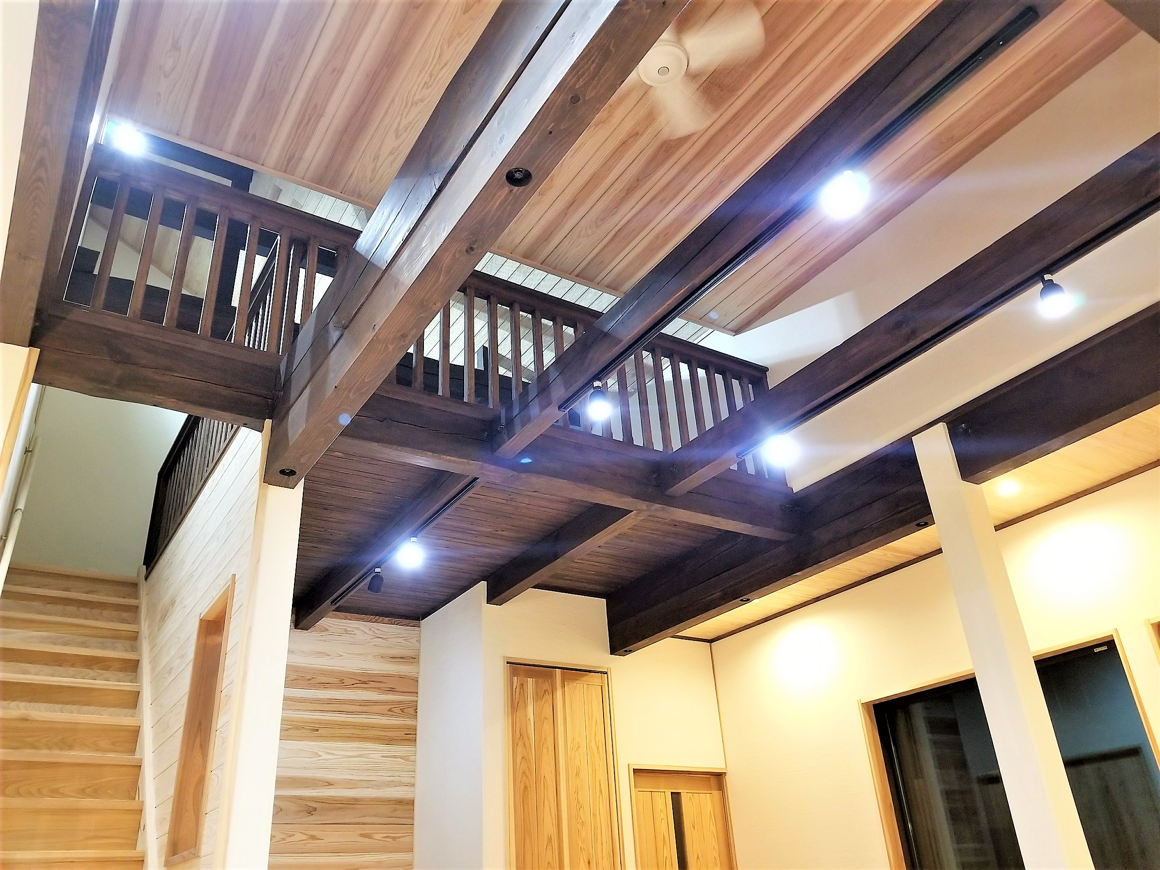 注文住宅 施工例 リビング中心で家族が繋がるロフト付き平屋の家栃木県宇都宮市の工務店 薄井工務店