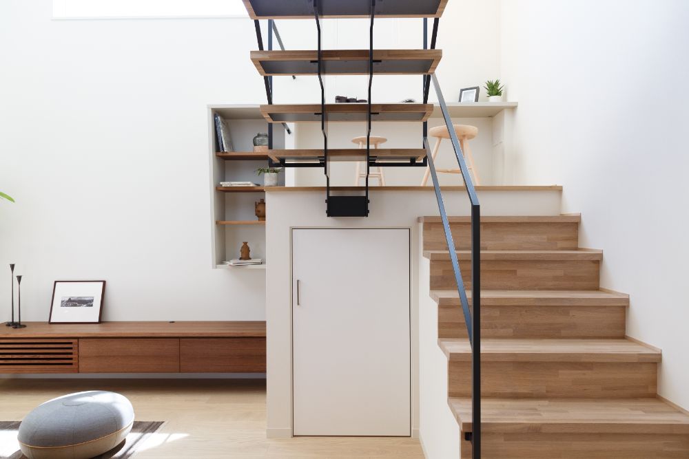 階段下を活用するなら収納がベスト？階段下収納の作り方やメリット・注意点を解説cozy life コージーライフ