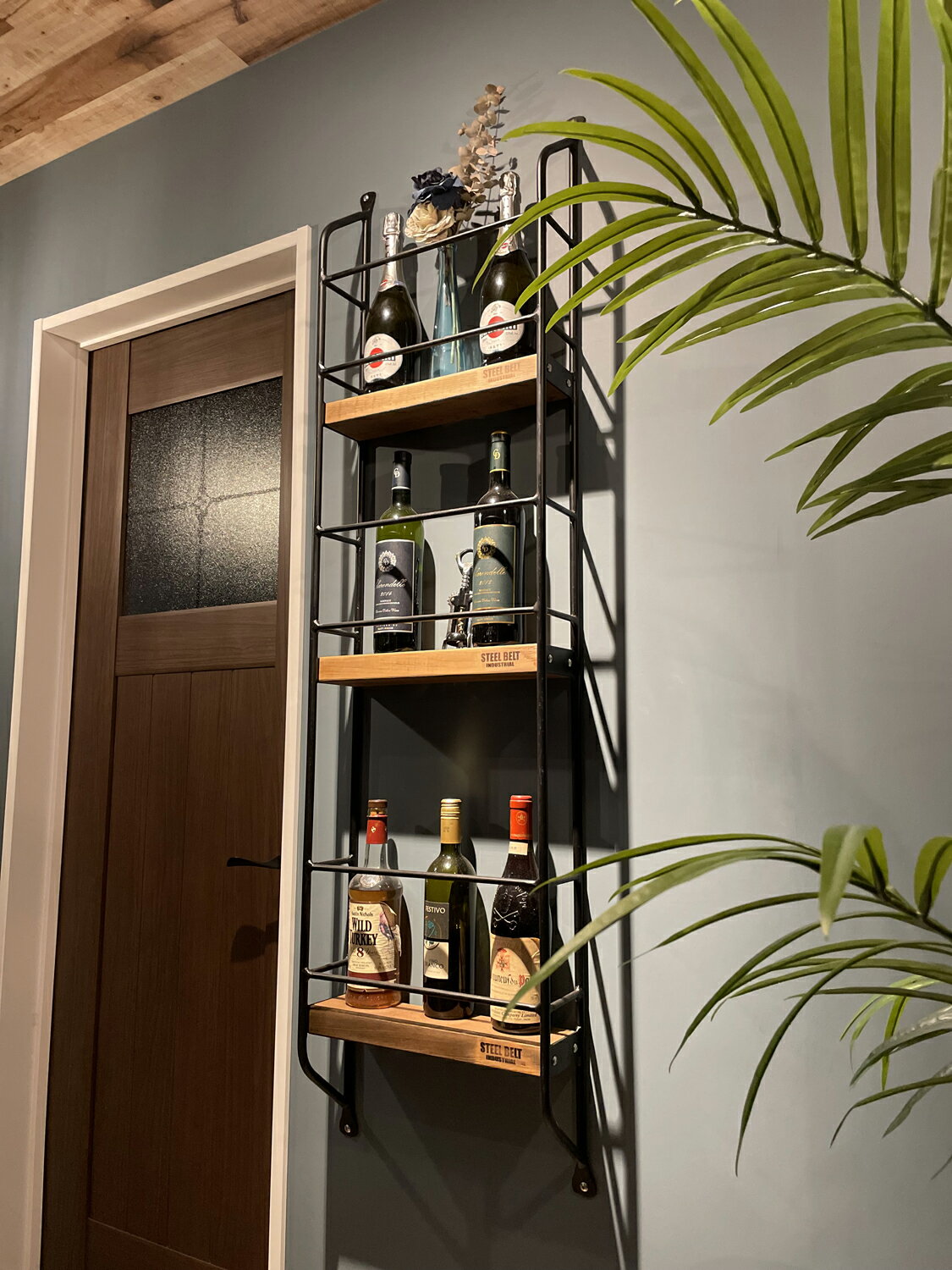 CTREVL 酒棚 ディスプレイ ウイスキー 棚 おしゃれ お酒 収納 酒棚 ウイスキー棚 お酒 ラック 竹素材 取り付けが簡単 防 5段 酒 棚ウイスキー棚 ウイスキー 収納 竹とアクリル素材 お酒 棚 酒棚 ディスプレイ 落下防止 キッチンダイニングリビングルーム用 ウイスキー 棚