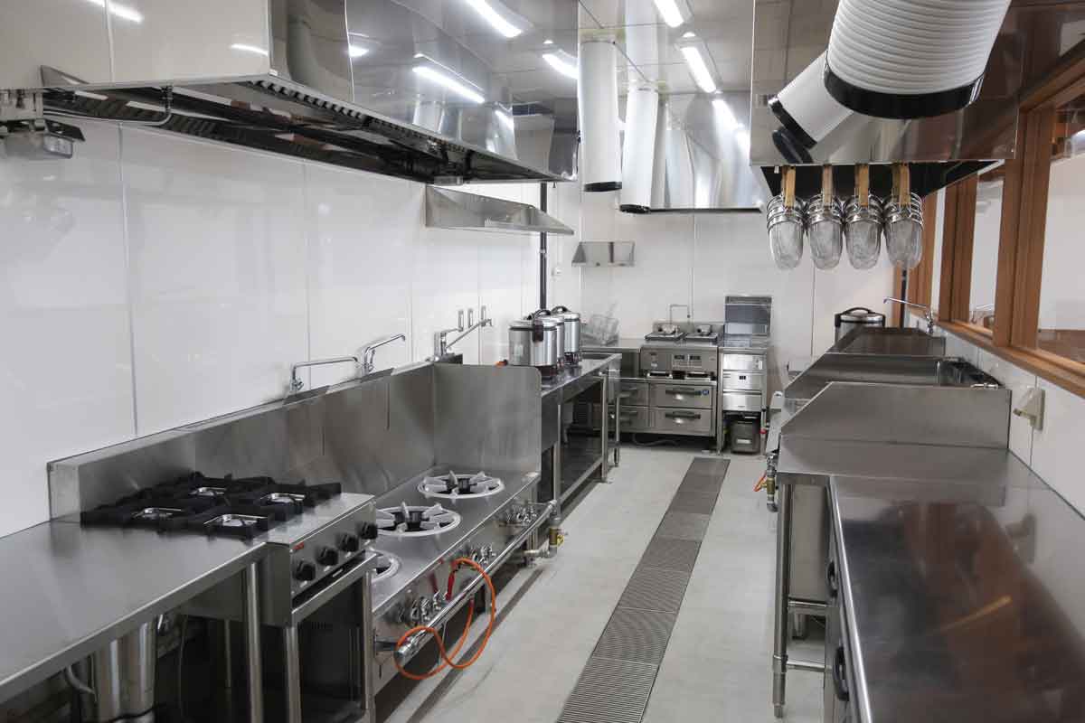 オフィスキッチンを成功に導く、 四つのタイポロジー 第1回 導入編インテリアデザイン・建材のトレンドを伝えるWEBメディア、インテリアデザインプラス