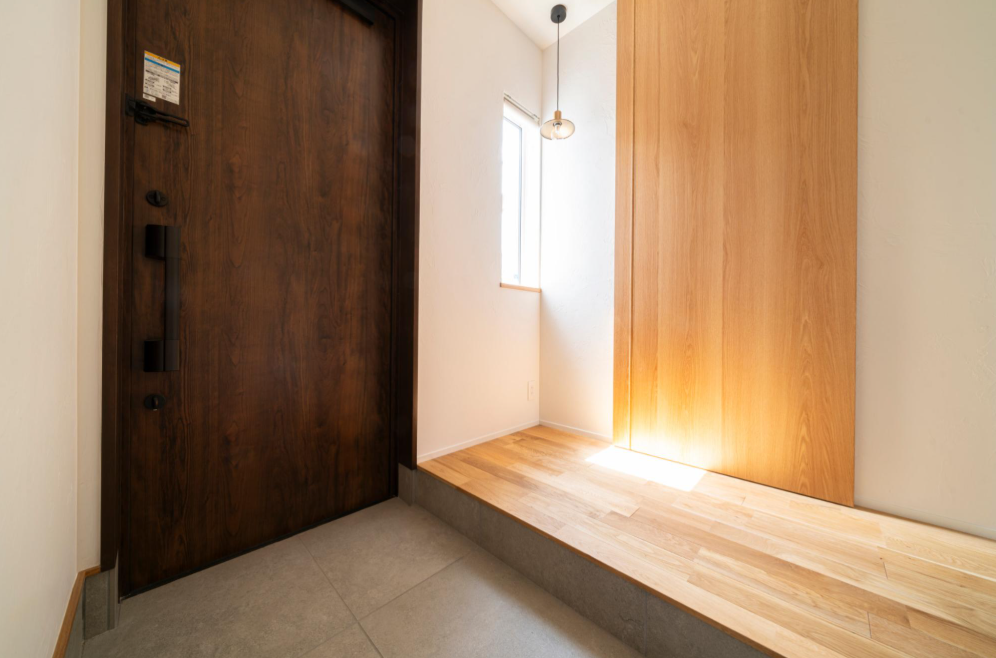 おしゃれな玄関ホールのつくり方おすすめ間取りアイデアと施工実例も