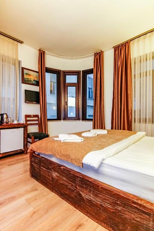 Deluxe Double Double Room |